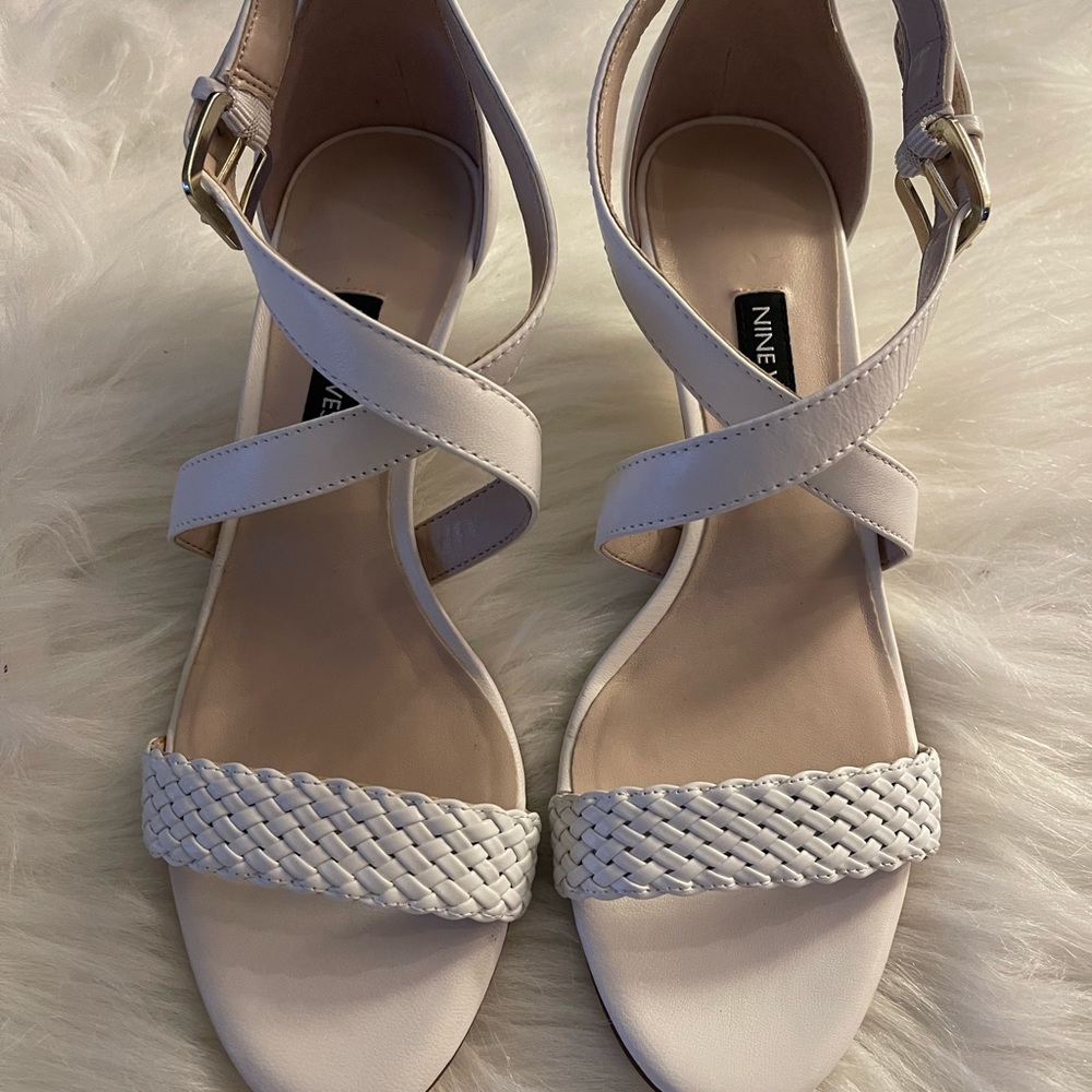 Nine West Lachlan Heeled Sandals size 6. Used